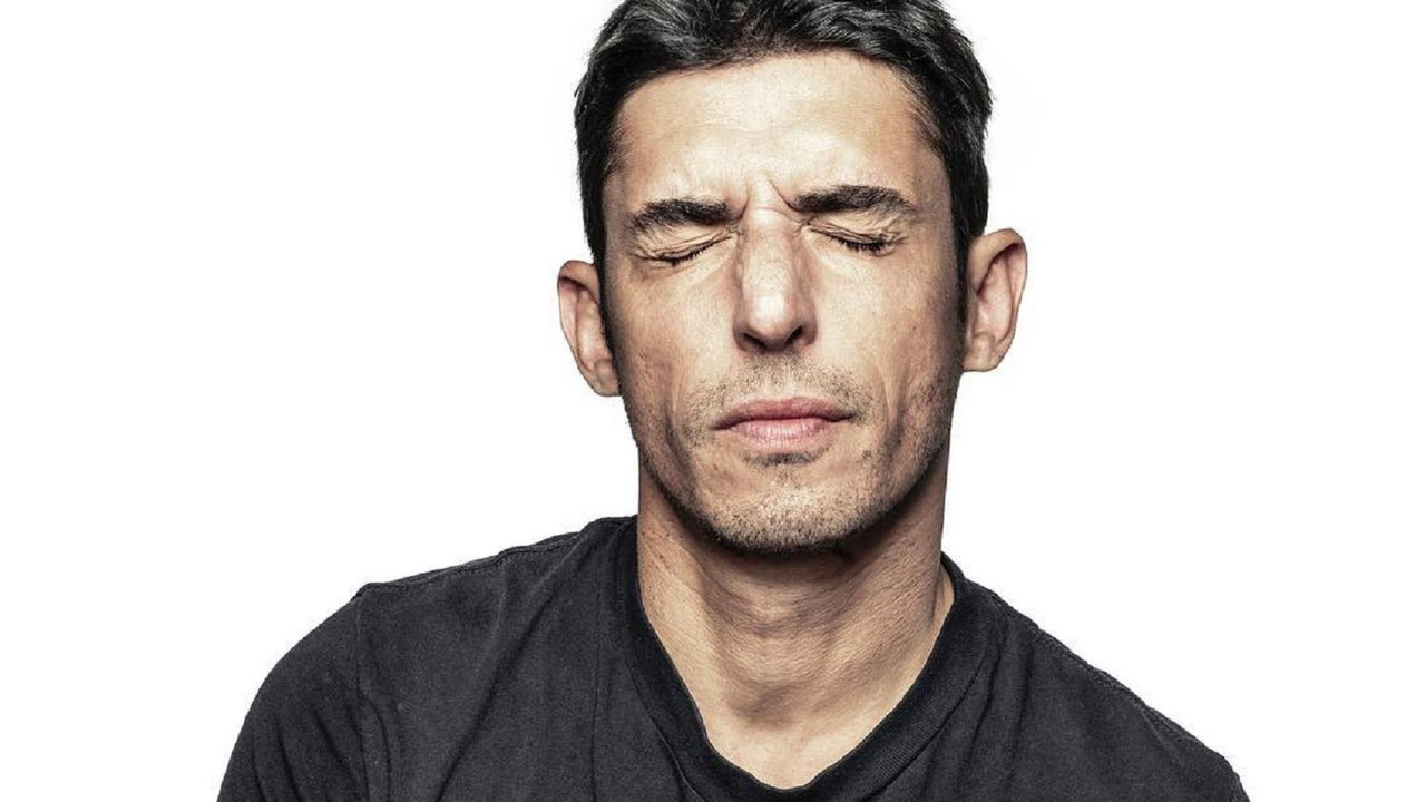 Apuesto actor celebra 4 años alejado de las drogas y el alcohol