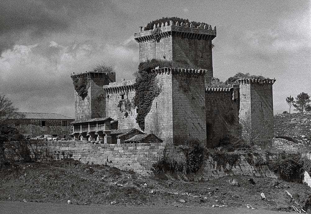 ao-1973-castillo-de-pambre-4ea0ce9f-7936-4661-8d