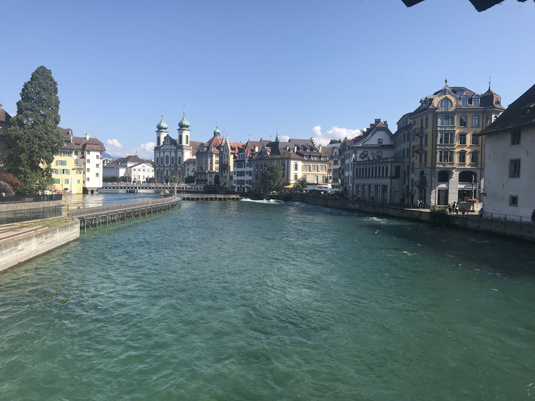 38F1B9A6-83F6-422A-BC55-397A2F2E3F83