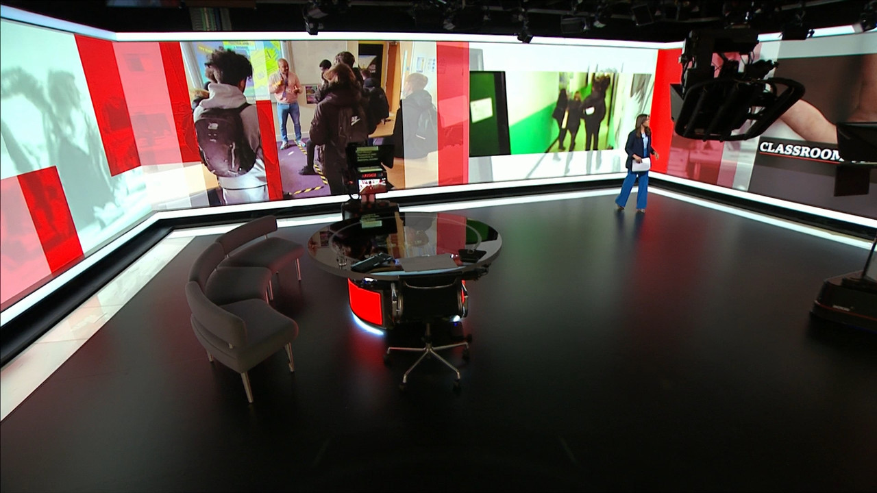 06.15 - 13.30.00 - BBC Wales Today. News and weather from BBC Wales. ....ts_snapshot_11.00.282