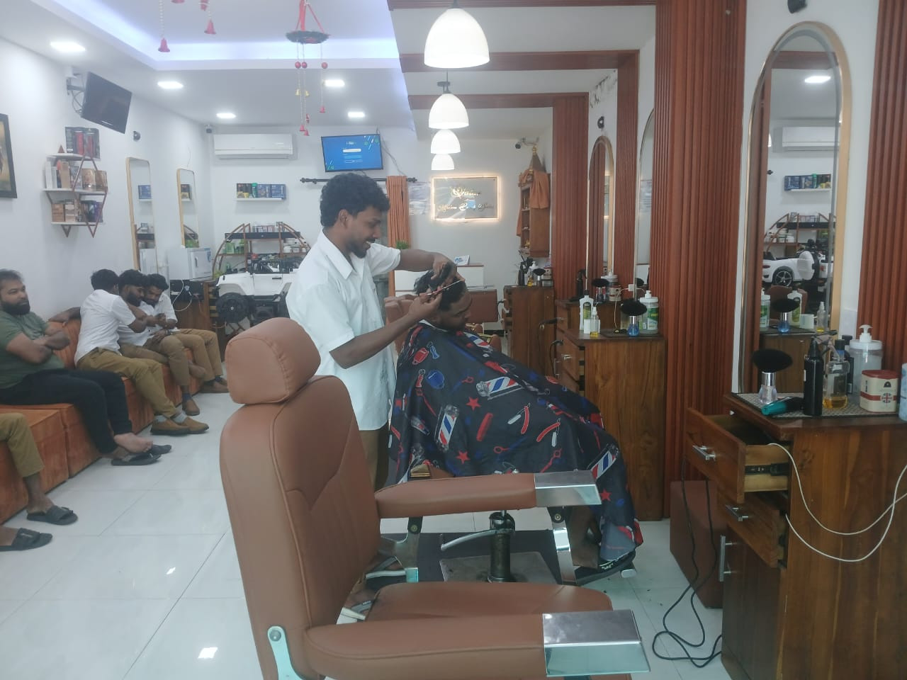 Luxury cut