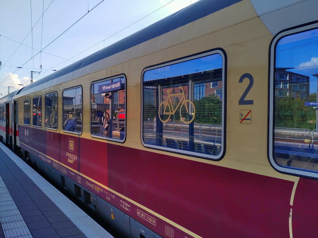 E8AC6657-D002-4554-B146-8953CC8B9BA2
