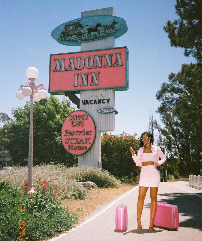 [Image: Dfr-Dy-Xn-WAAAncs-B.jpg]