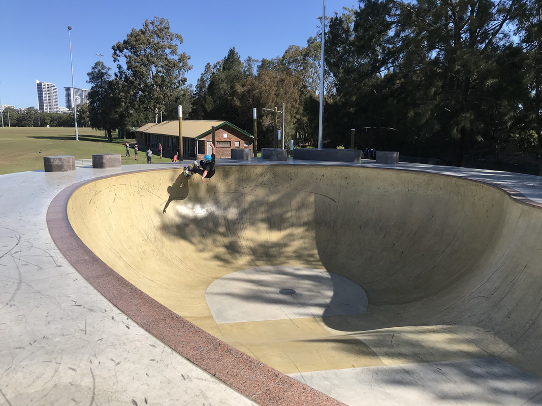 E9EBC781-7624-4E61-97DD-4EA27E05B379