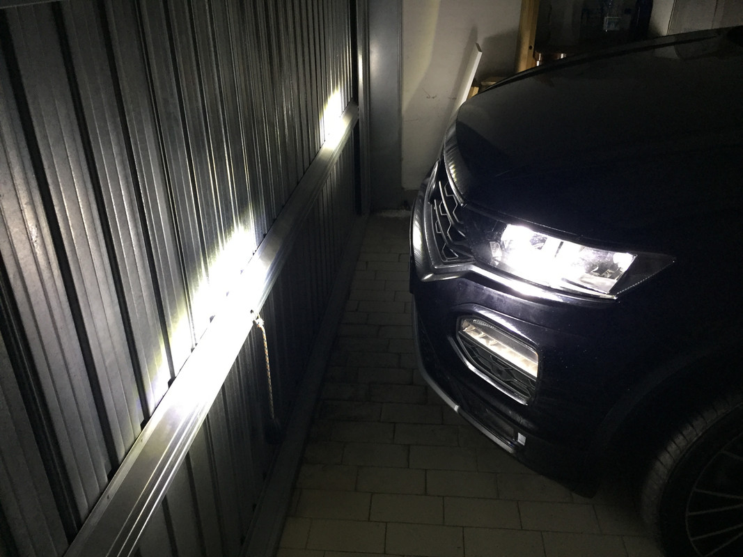 8A175087-A428-4400-BF65-3828AE40F393