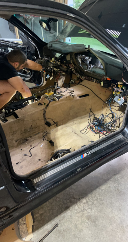 FB3F9C9E-4324-4BA4-83DB-5D7658DD6F3C