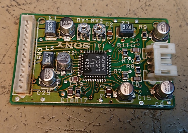 [Bild: Head-Amp-3.jpg]