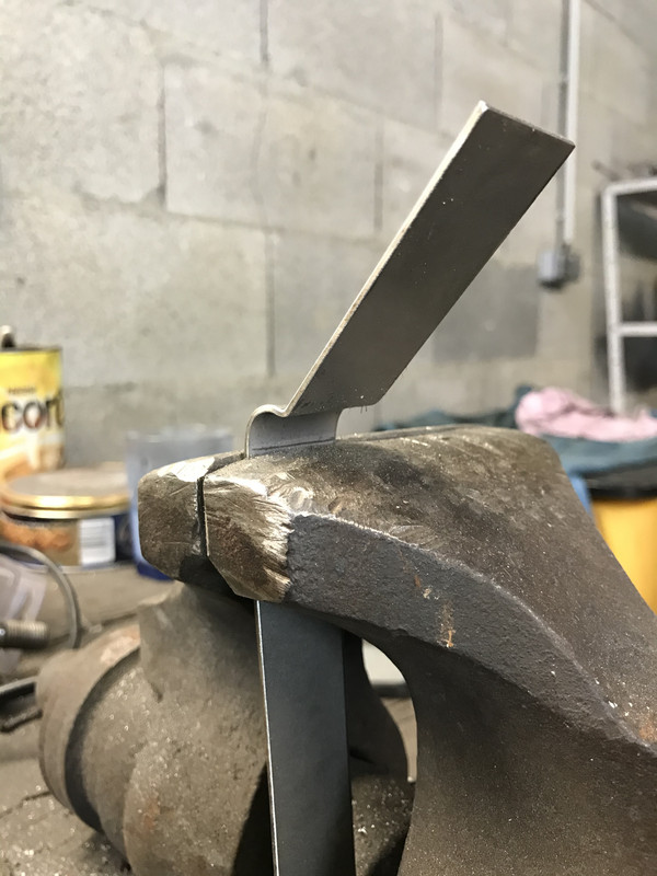 90E81928-3AB0-49D1-8030-3C84D1429FF7