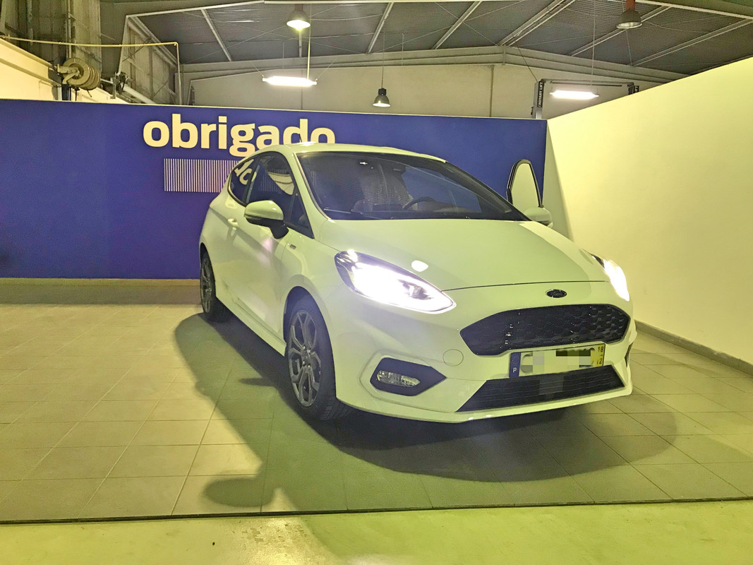 83E87663-DF76-45CA-BD6F-764B8C601E57