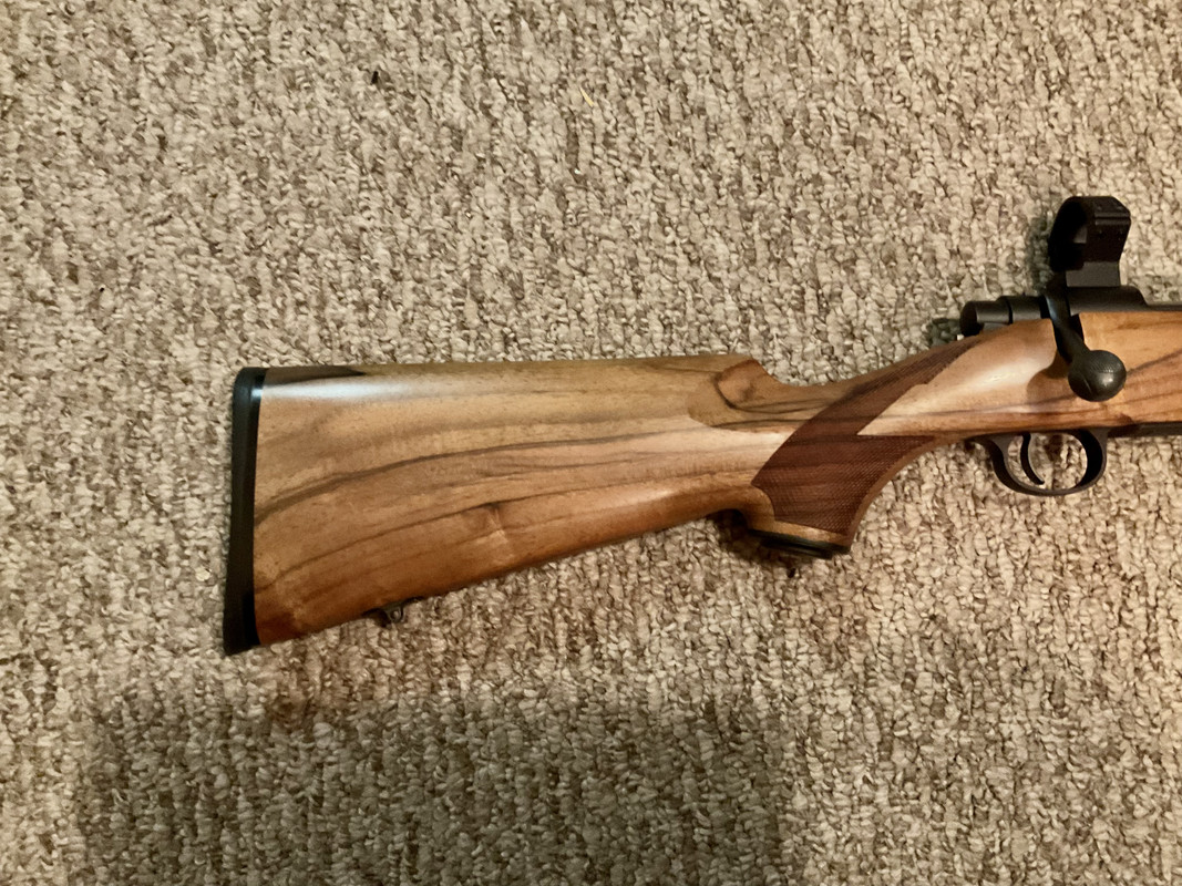 9137FFE6-2D5F-40C0-822A-A85B502C97CD