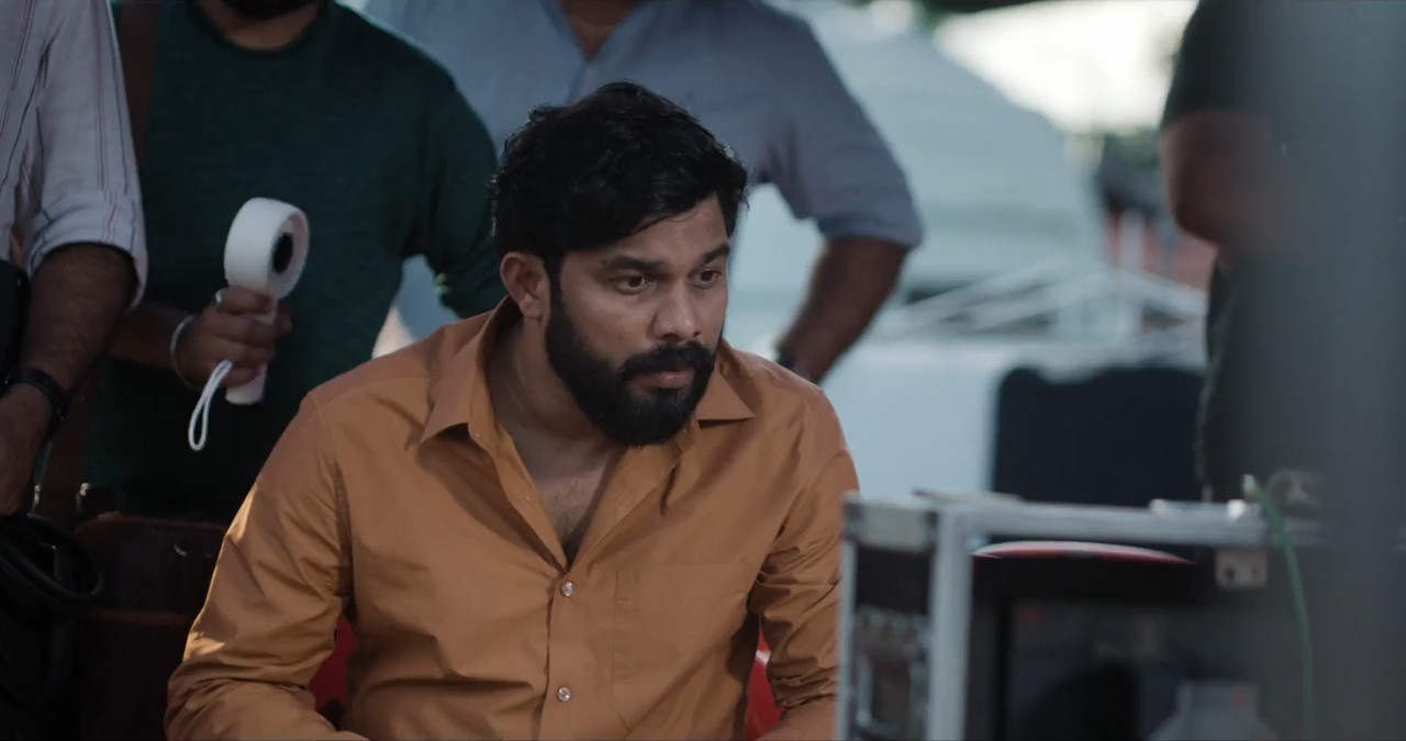 Ashakal Aayiram 2026 WebRip [Tamil + Malayalam] 480p 720p Screenshot