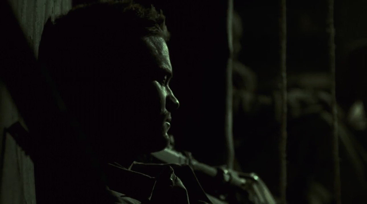 Red Sands 2009 WebRip [Hindi + Tamil + English] 480p 720p ESub Screenshot