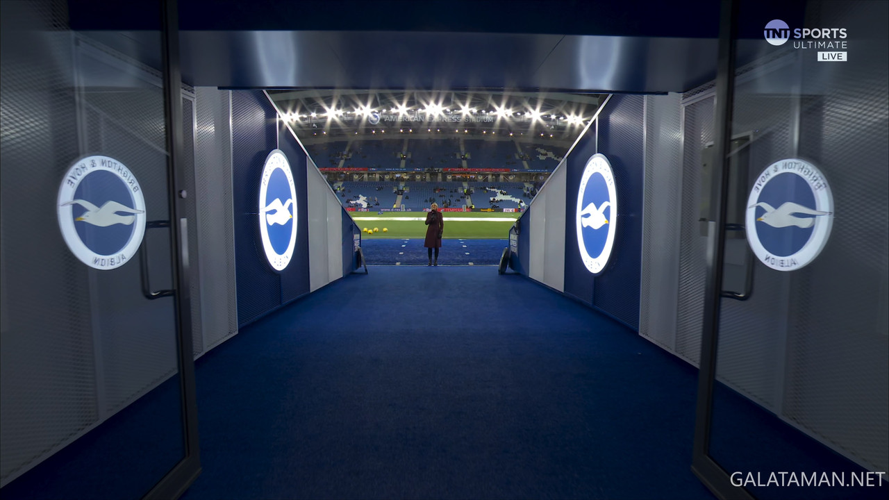 01-22_19-55-01_UK   TNT Ultimate UHD (live event)_Brighton & Hove Albion vs Wolverhampton.ts_snapsho