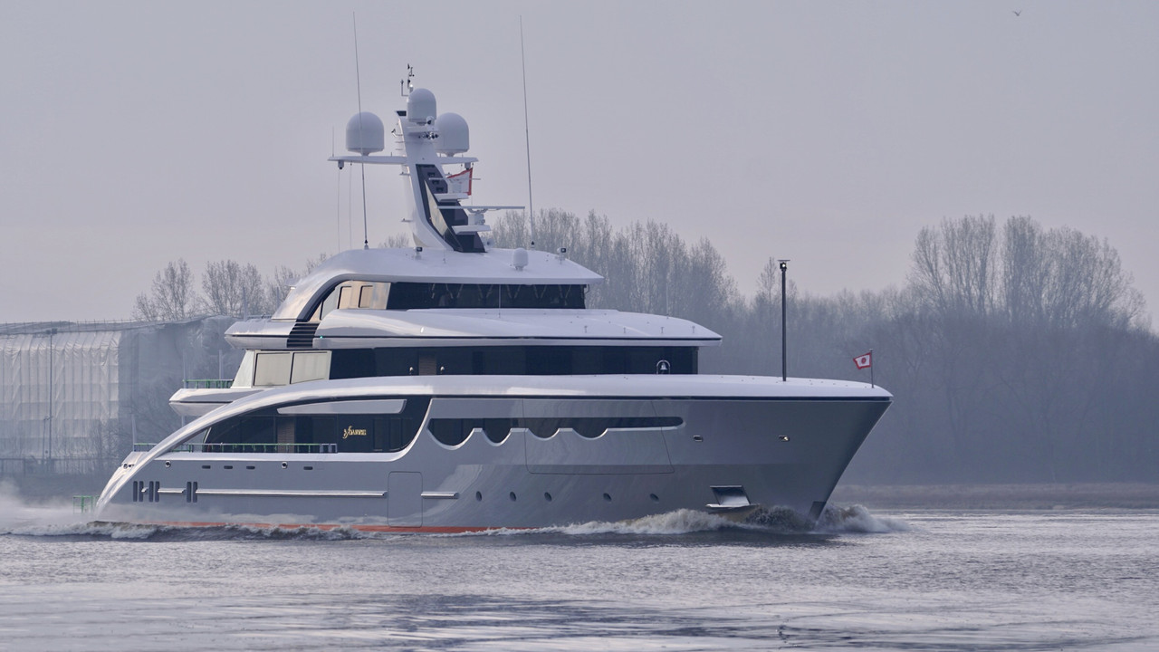 C9F7276A-0474-423A-8365-D6722516E264