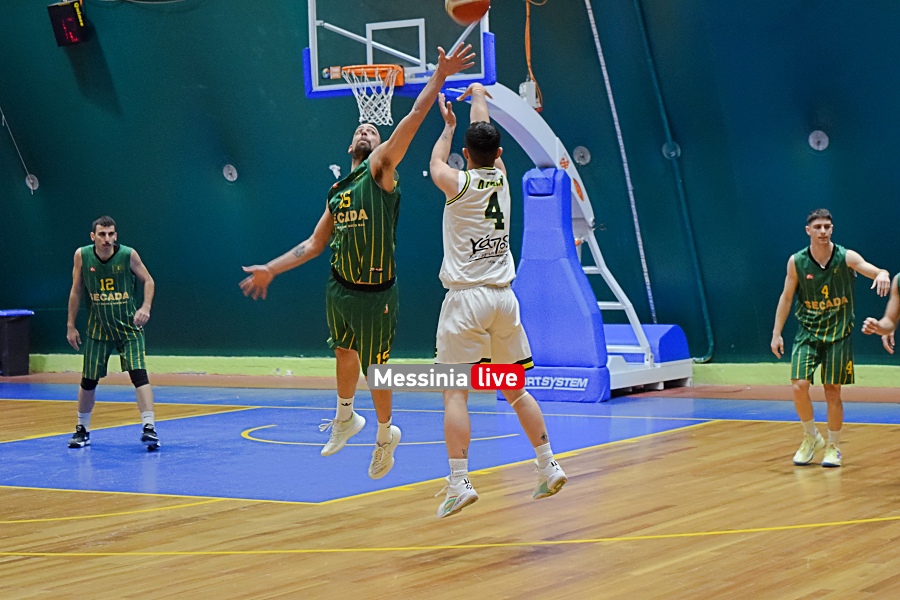 basket-kalamata-80-dionas-14-20260221