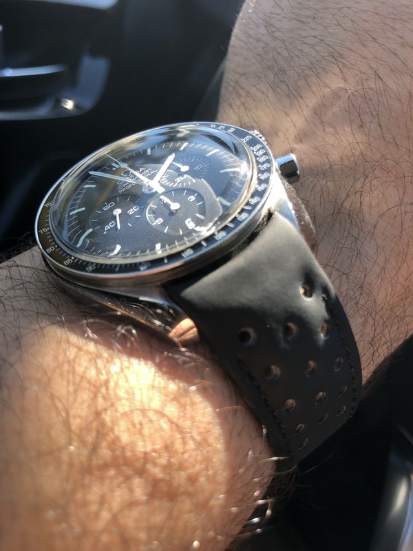 D082D951-7424-4E23-A85B-778385143999