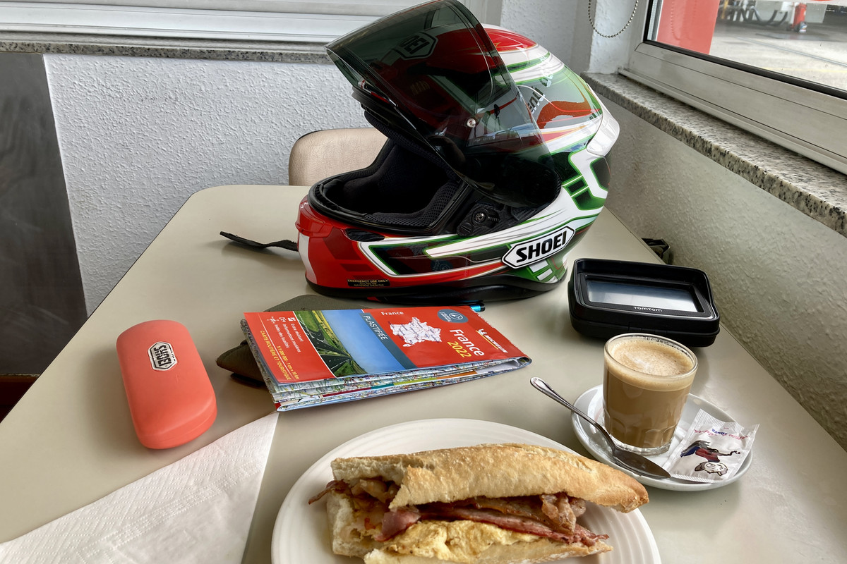 EC5B3DA8-8017-456A-81F3-5853ADDEB207