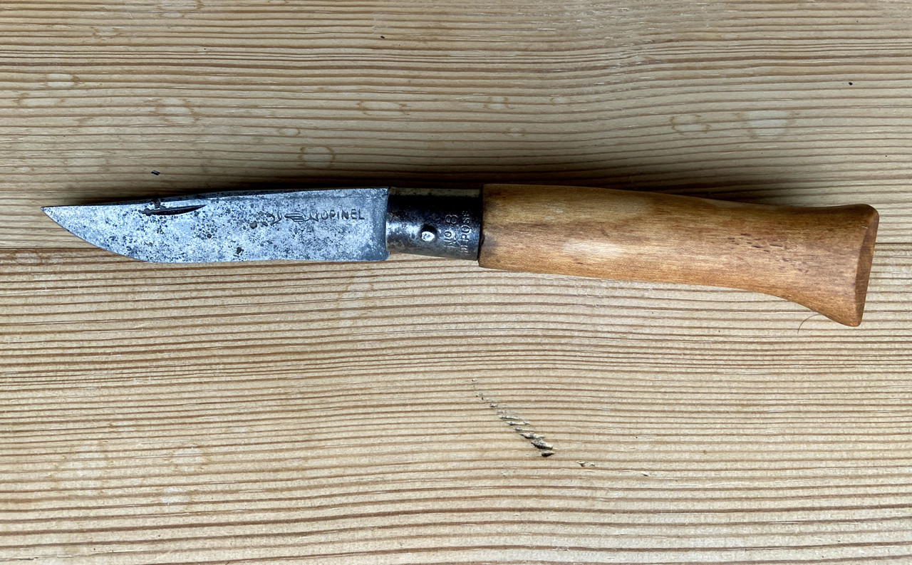 10A851AB-5AFD-496D-B0E1-1C9349D9960D