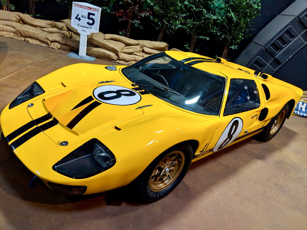 543A4949-DB74-411E-9F65-676B987EBF94