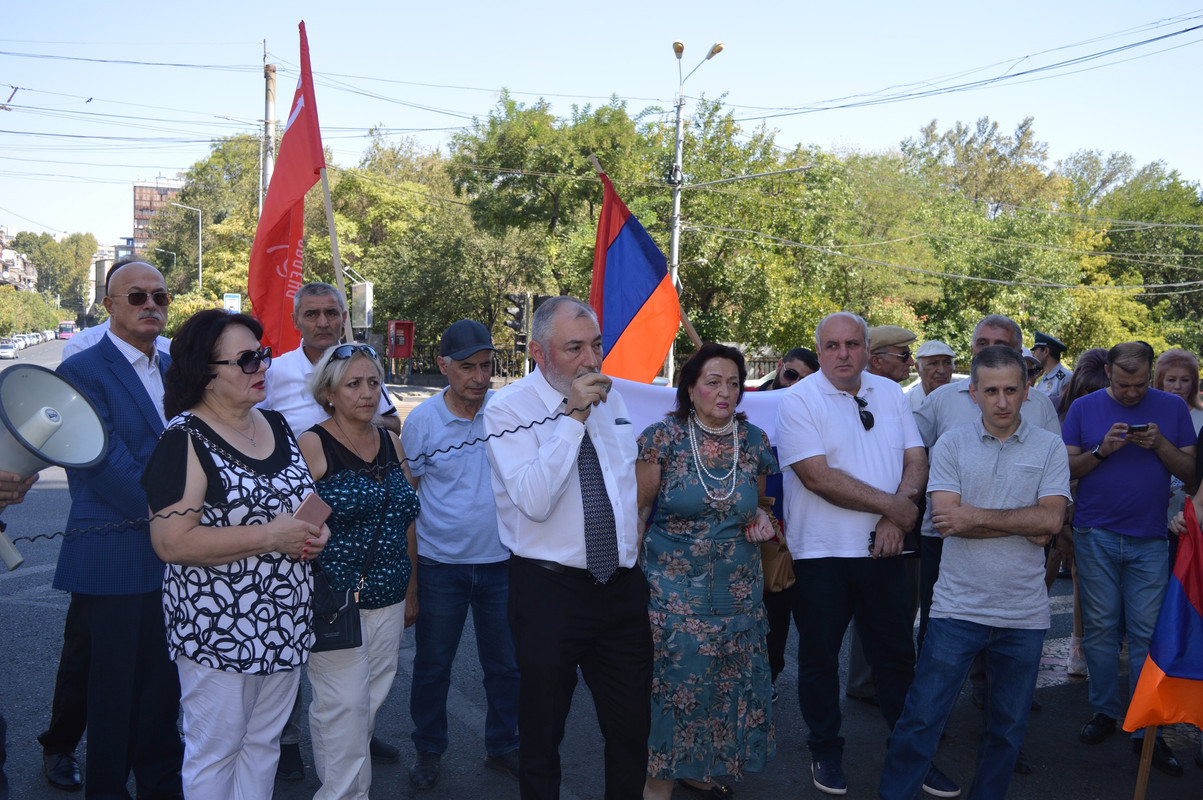 397325150_2661040707361745_5931097223071021267_n (11)