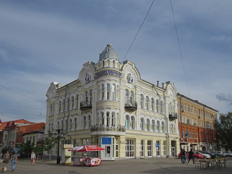 https://i.postimg.cc/zvdxf9kR/072-IMG-7370.jpg