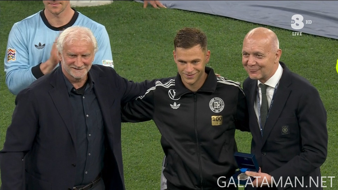 06-04_20-45-00_TV8 HD_Germania - Portogallo (Diretta).ts_snapshot_24.29.211