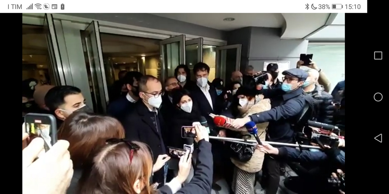 Screenshot_20201219_151035_com.facebook.lite