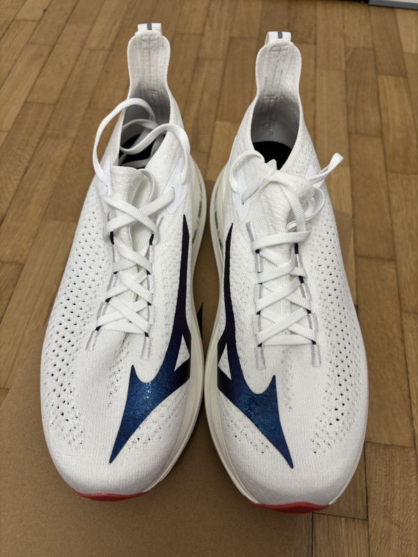 F6AED7D3-D2B4-4278-810C-1BFA1AE3C1AF