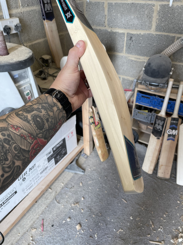 EA07F9B3-B76F-4C46-B2B2-025814F4DCC5