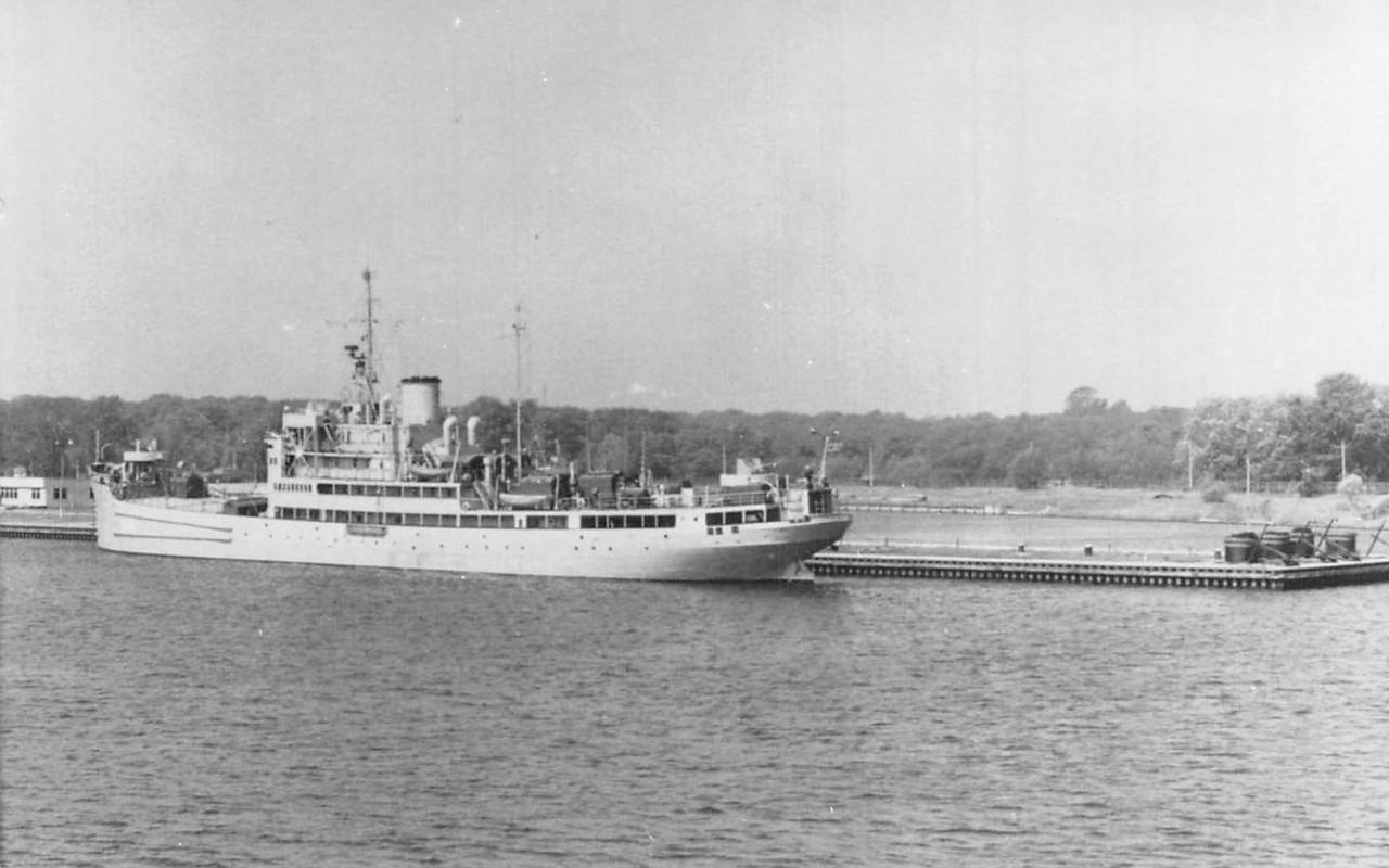 Плавучая база КУШКА (бывший германский прорыватель минных заграждений Sp-24 Waldraut Horn) -4