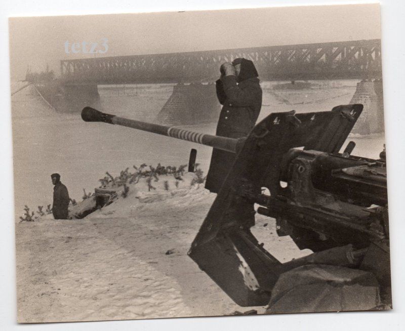 Russland Kalinin Eisenbahn Brücke Flak Geschütz Abschußmarkierung