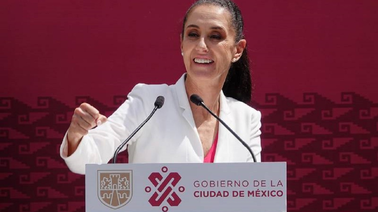Claudia Sheinbaum anuncia aumento en las becas para niños y niñas
