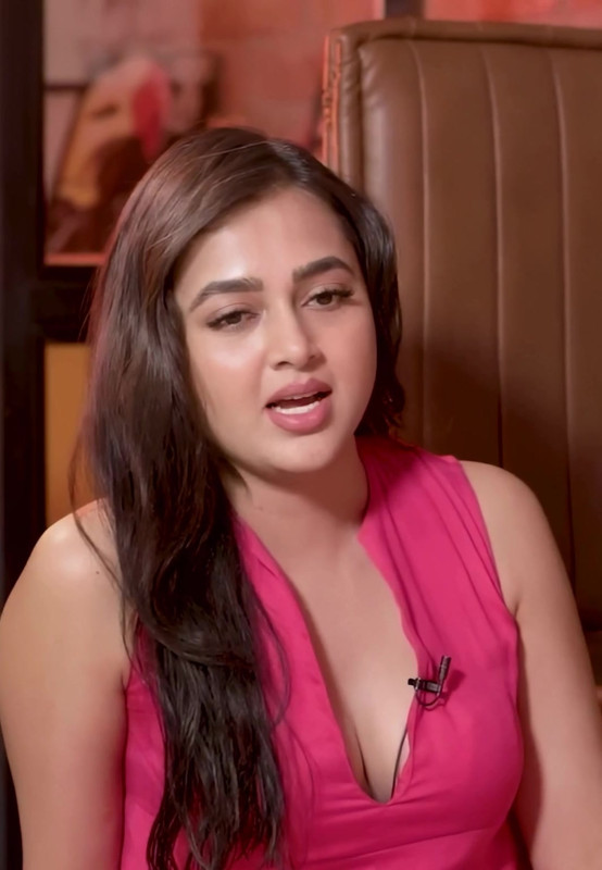 Tejasvi 01_1_iris2_50FPS 083