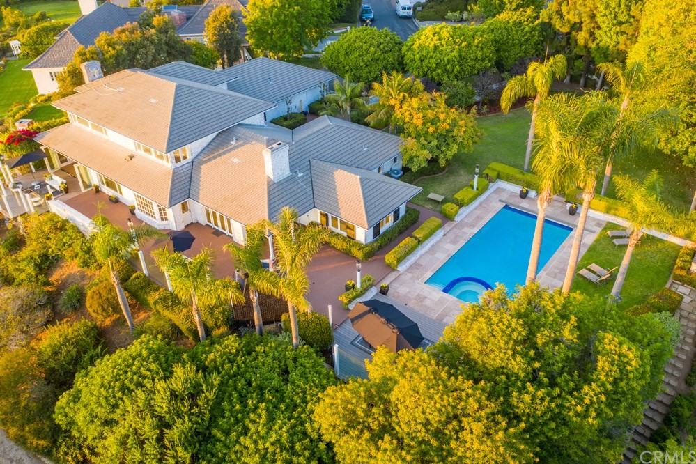 7712 Moonridge Place, La Jolla, CA 92037