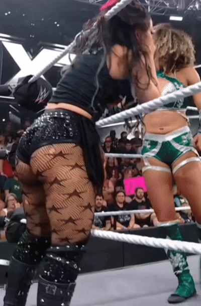 ezgif-2508341e7b4ea6.gif