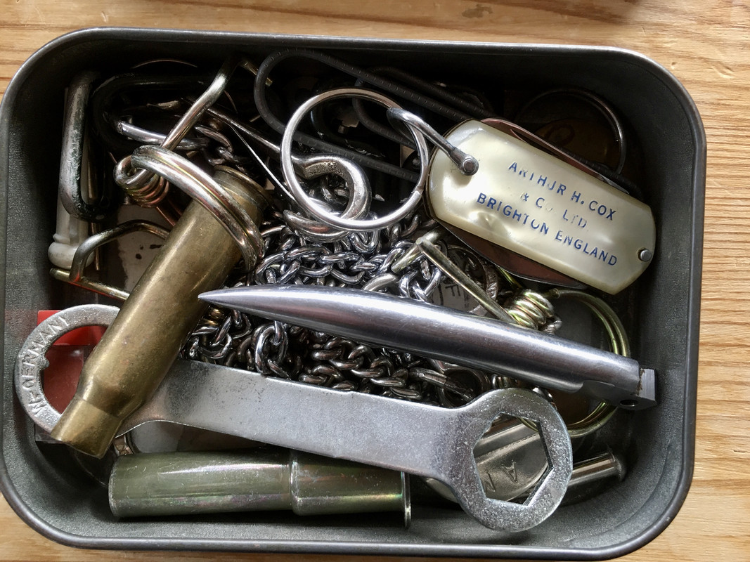 B4B8B0C3-0289-4950-927D-6EF0C3C3EC7C