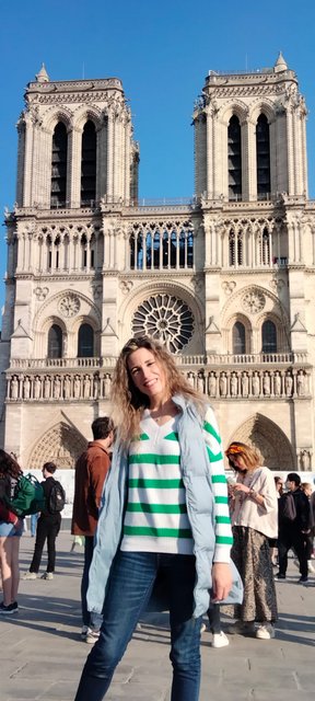 Torre Eiffel, Saint Chapelle, buscamos a Quasimodo :D - París y Eurodisney con los peques en 2022 (16)