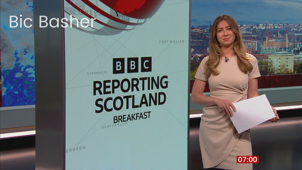 06.12 - 06.50.00 - Breakfast. The BBC's Breakfast programme features ....ts_snapshot_10.38.299