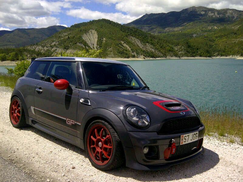 1E9C4240-904B-426F-BA67-E0D9A1BA6CCF