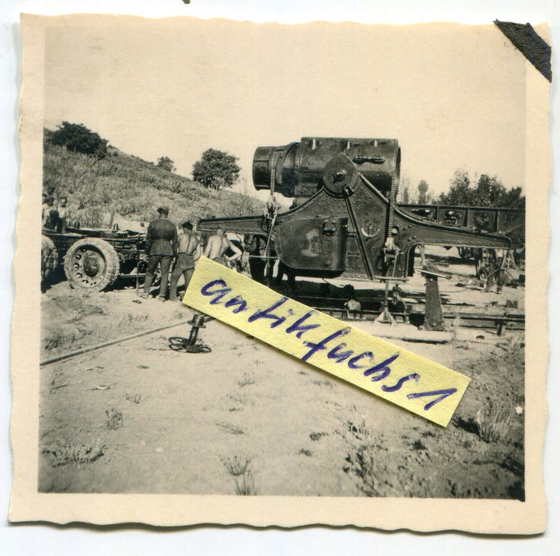 überschwerer Deutscher Geschütz-Mörser THOR auf der Krim 1942..