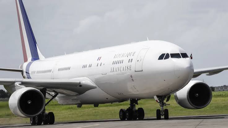Photo avion gouvernemental alaryen