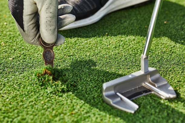 golf divot tool