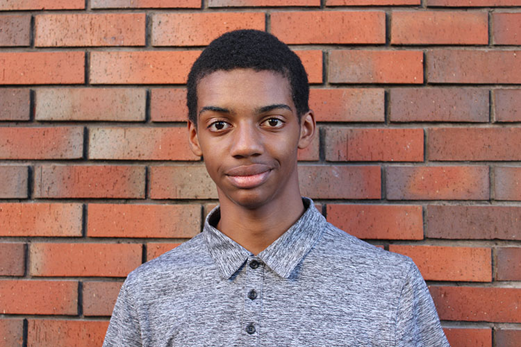 Riley-headshot-best-750px.jpg