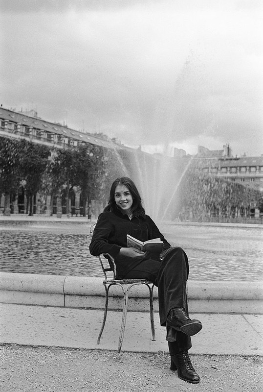 Isabelle_Adjani_b90