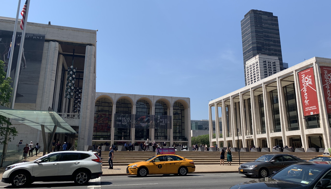 A6B647CA-BD55-4695-9F18-621DEAEA9333