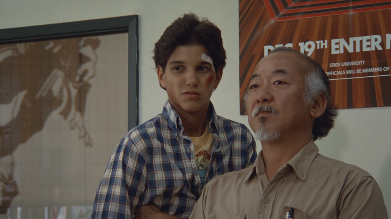 Cobra.Kai.1x01.1080p.Web.H264-Morpheus.mkv_snapshot_17.38_[2018.