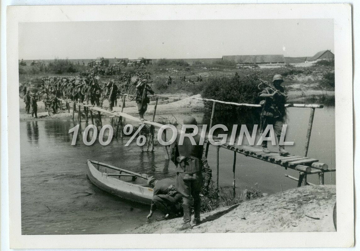 Staraja Russa Russland InfRgt 26 30.InfDiv ~ Brücke MG 42 Kampfgruppe