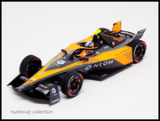 Racing-Heritage-Formula-E-2024-Mc-Laren-Hughes-M1