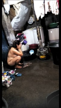 [Image: Voyeur22665111851.jpg]
