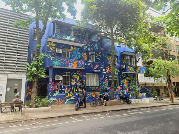 В джазе только девушки или аргентинско-бразильский калейдоскоп В джазе только девушки или аргентинско-бразильский калейдоскоп